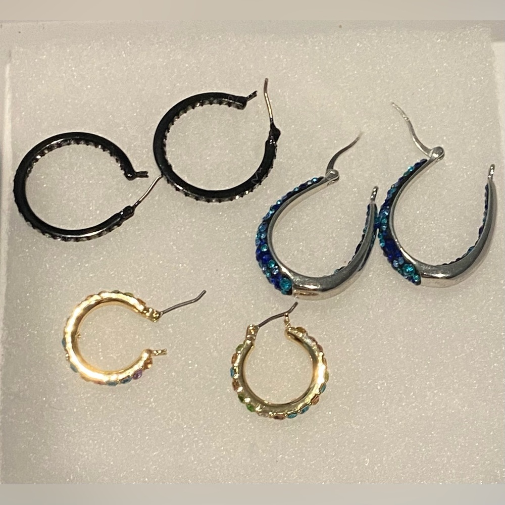 Three pairs of earrings Nine West, Simply Vera Vera Wang, Yeidid